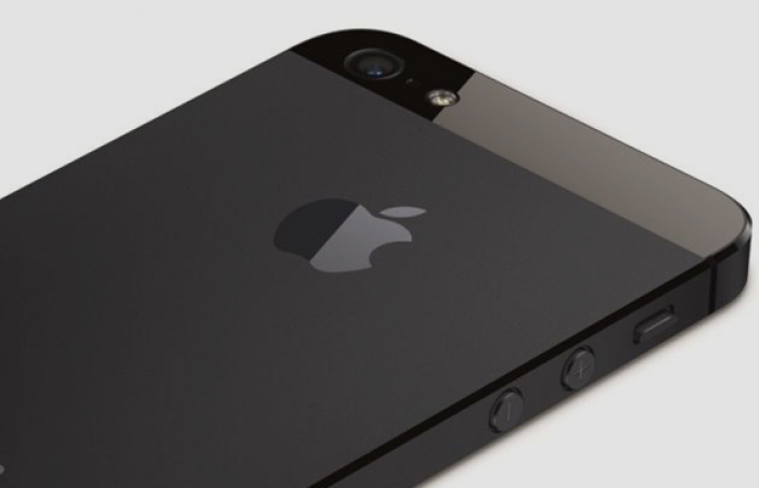 apple-iphone-5-black-front-back-flat