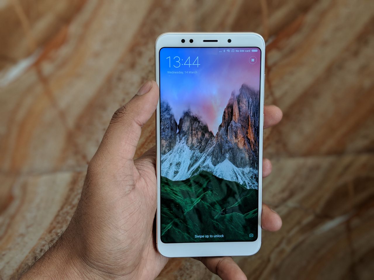 Xiaomi Redmi 5 with  full-screen display launched in India starting  at INR 7999
